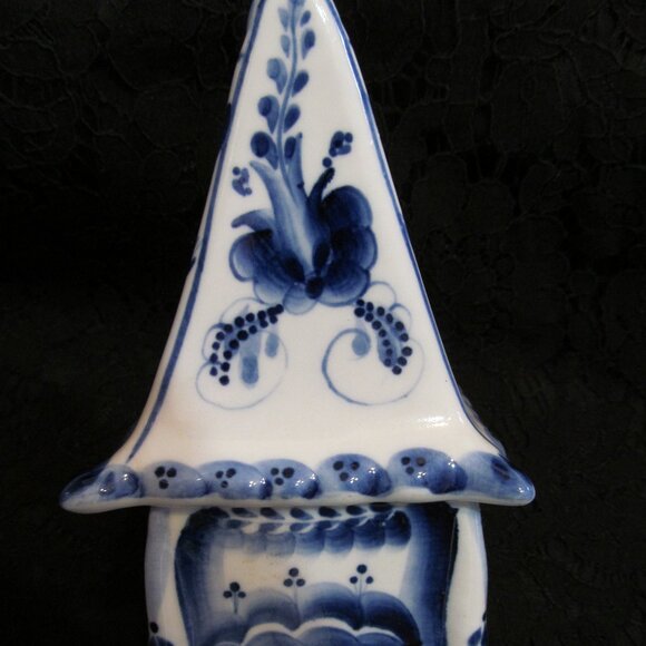 Gzhel porcelain House lidded trinket box blue white Made in Russia Гжель Unused - Picture 1 of 14